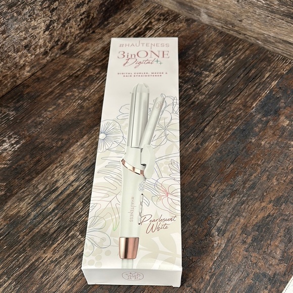 Hauteness 3-in-ONE Digital Curler Waves Straightner Styler - Pearlescent White - Picture 1 of 3